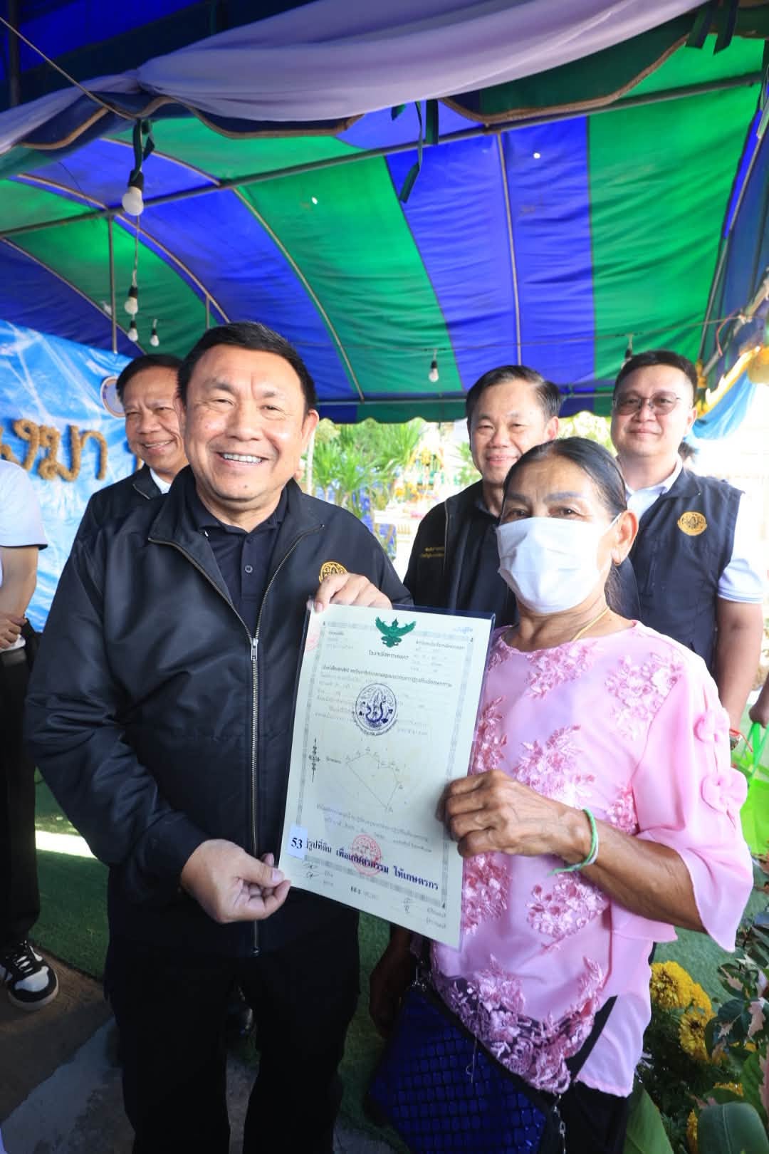title - รมว.กษ. นำทีมลงพื้นที่ตรวจราชการ พร้อมมอบโฉนดเพื่อการเกษตร ส.ป.ก.เลย กว่า 6 พันไร่